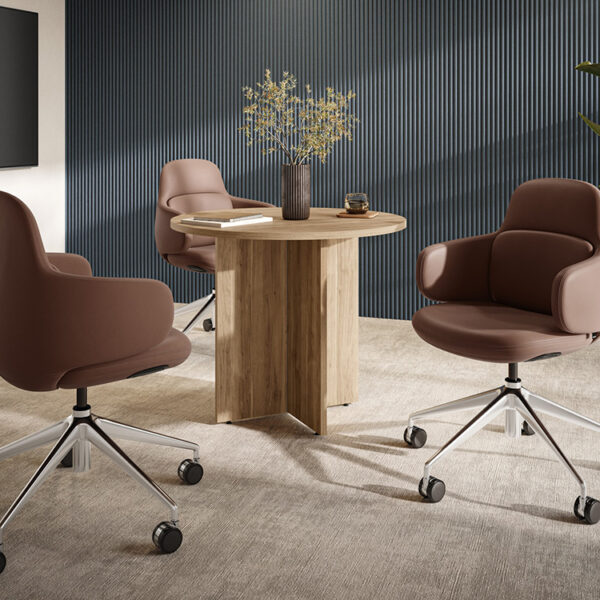 Viva Club Chair - Aluminum